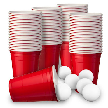 Mega Beer Pong Sæt (100 Red Cups + 6 Bolde)