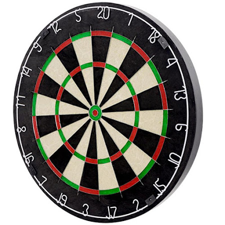 Dartskive i de officielle mål og i professionel kvalitet. Inkl 3. pile.