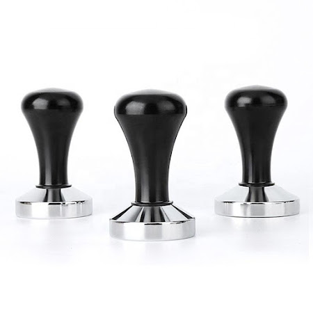Tamper 53 mm. Stål og sort håndtag.